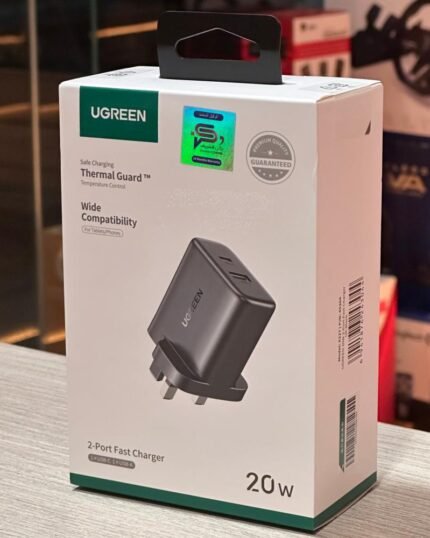 شاحن جداري بقوة 20 واط ماركة UGREEN